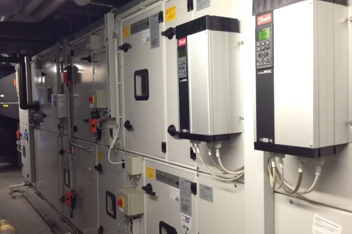 Air-conditioning control panel in a Guess store, Metzingen (Germany)